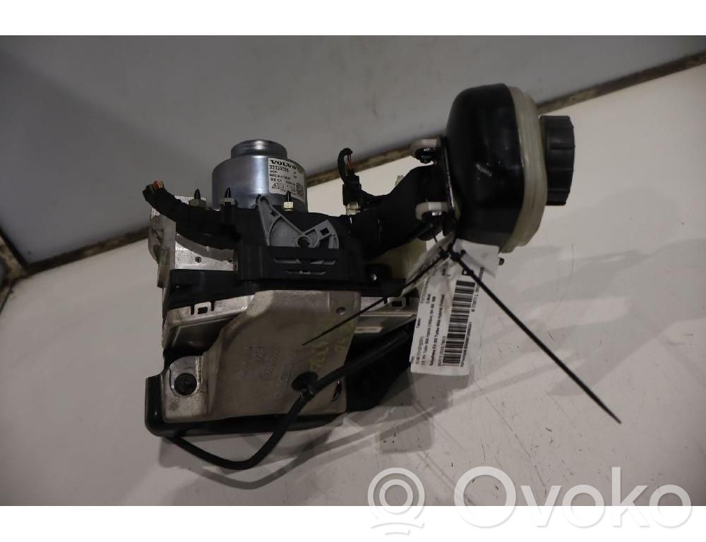 Volvo XC40 Brake booster 
