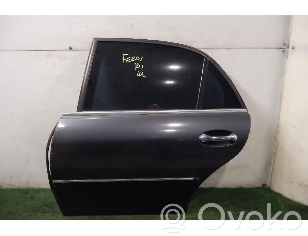 Lancia Thesis Puerta trasera 
