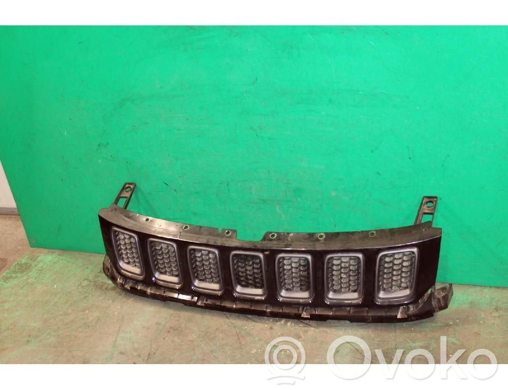 Oberes Gitter vorne   K5UP86RXFAB