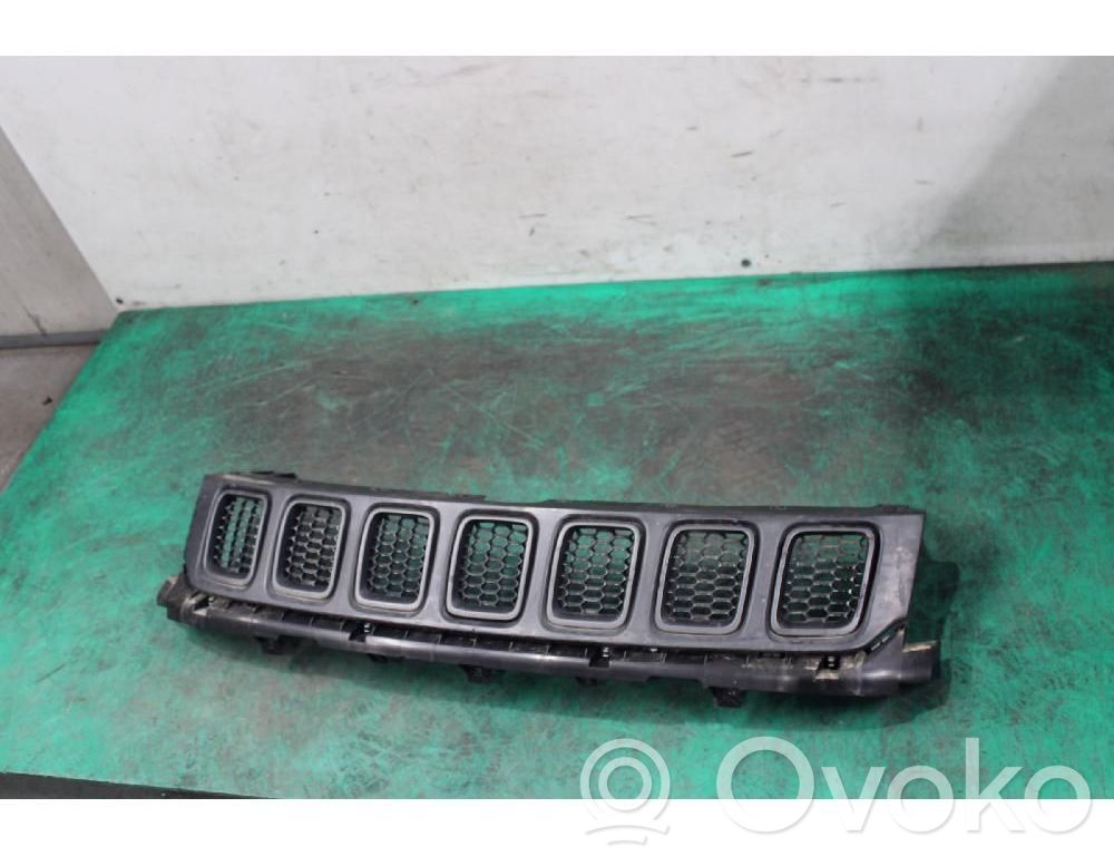 Oberes Gitter vorne   K5UP86RXFAB