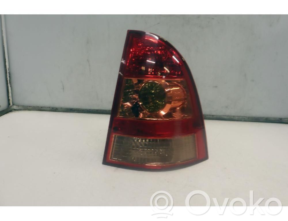 Toyota Corolla E120 E130 Lampa tylna 