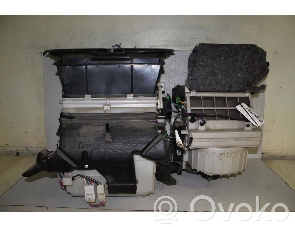 Mitsubishi Outlander Nagrzewnica / Komplet 
