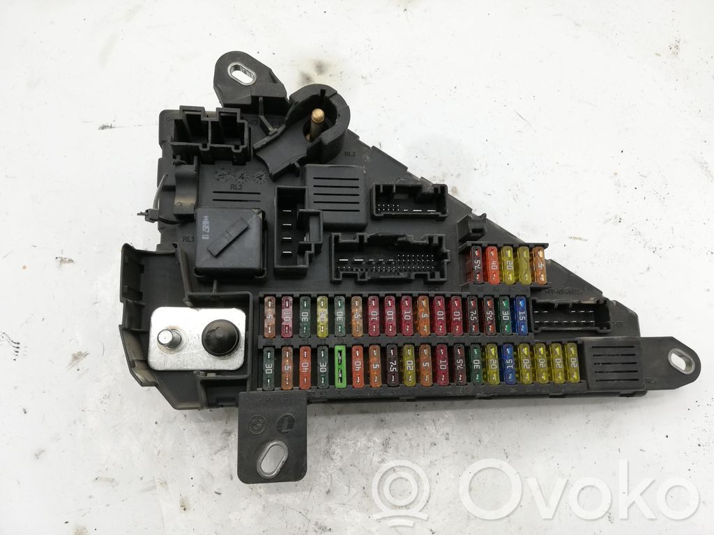 BMW 5 E60 E61 Fuse module 