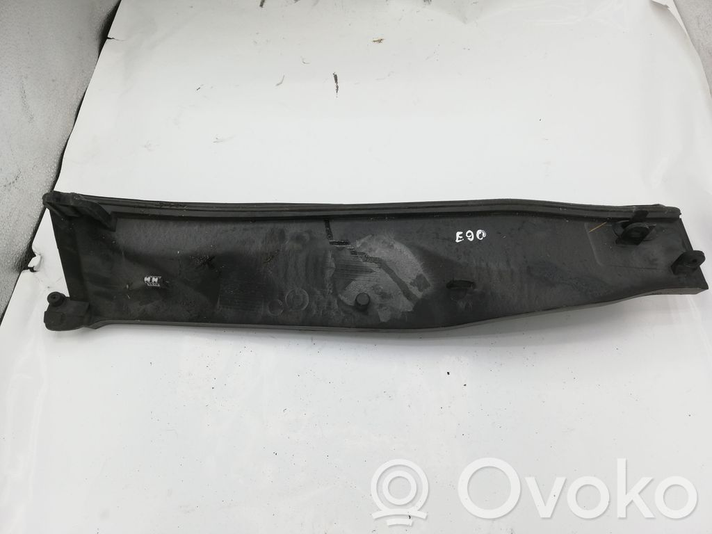BMW 3 E90 E91 Muu moottoritilan osa 