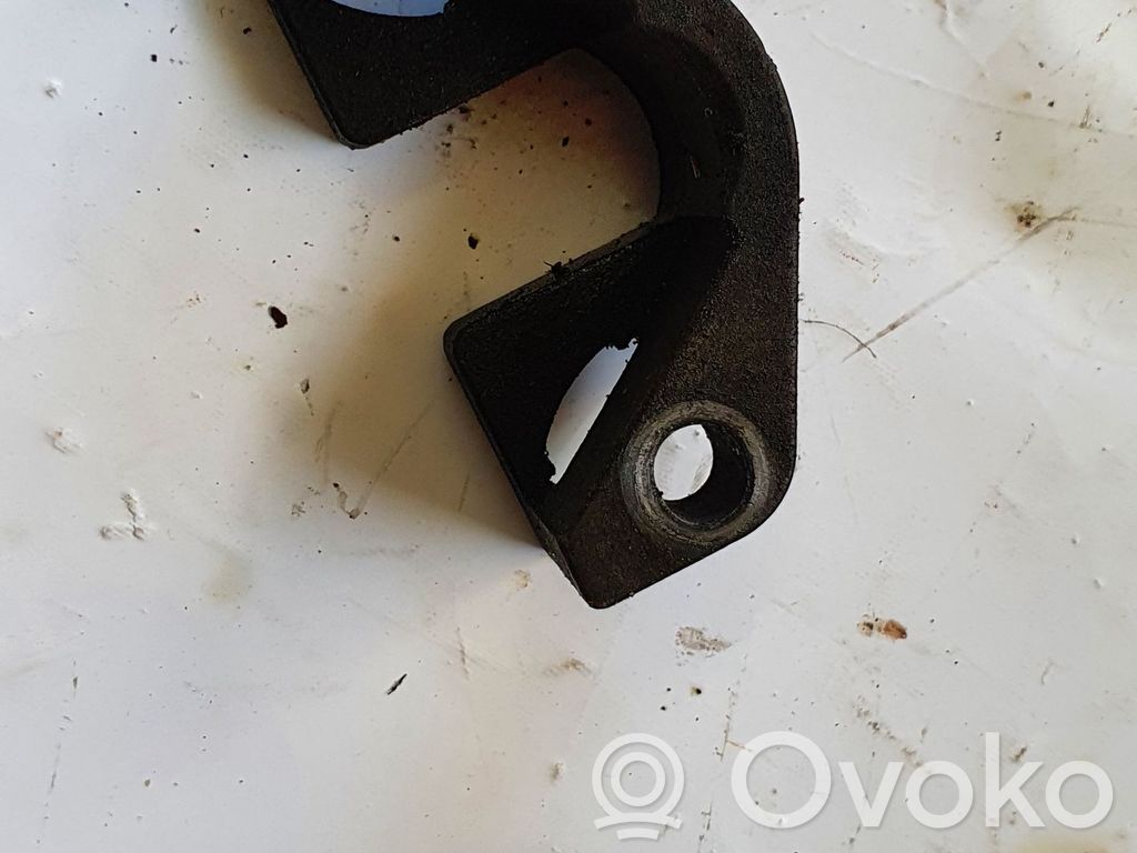 Fuel Injector clamp holder   NOCODE