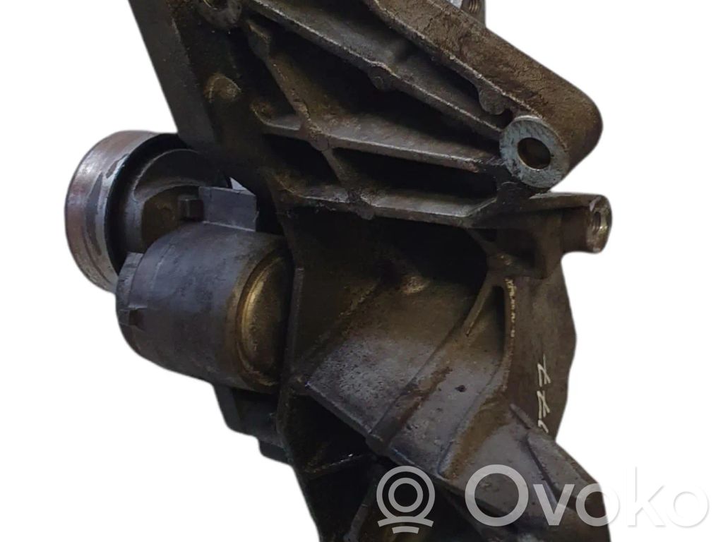 Engine mounting bracket   96184912,96435138
