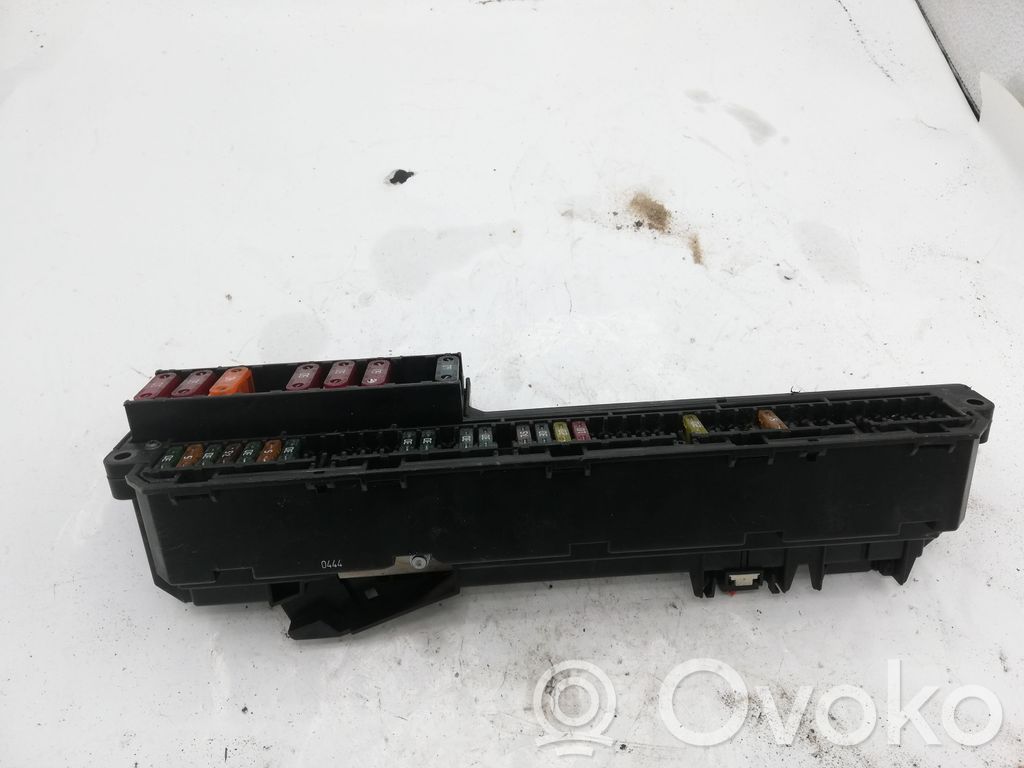 BMW 5 E60 E61 Fuse module 