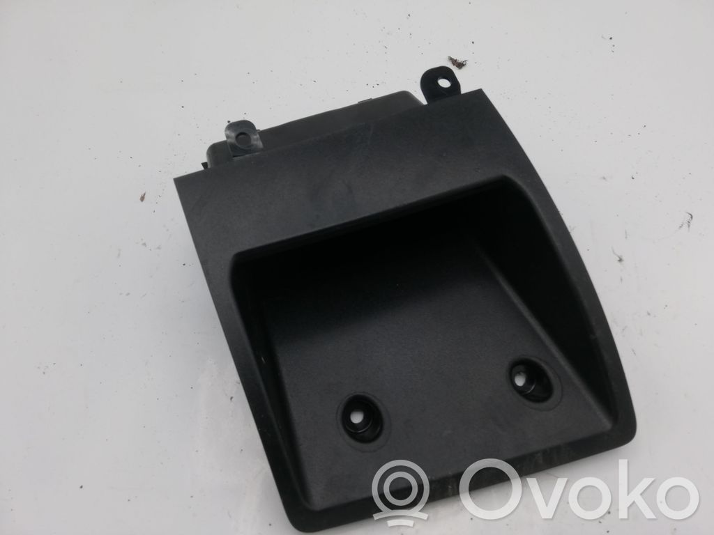 BMW 5 E60 E61 Glove box 