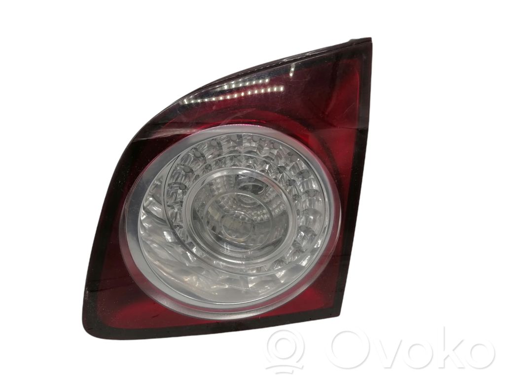 Volkswagen Golf Plus Lampy tylnej klapy bagażnika 