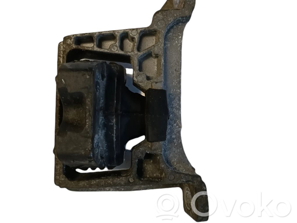 Ford C-MAX II Engine mount bracket 