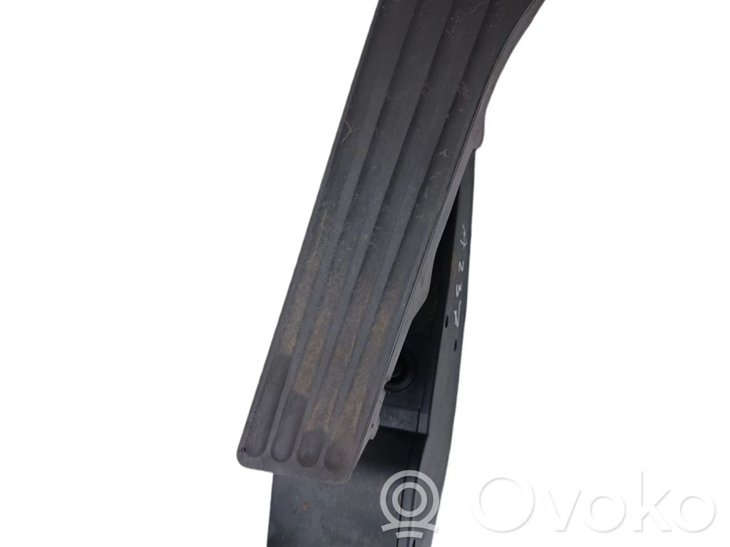 BMW 5 E60 E61 Akceleratoriaus pedalas 