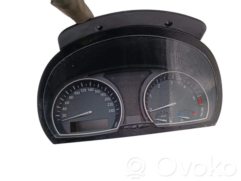 BMW X3 E83 Speedometer (instrument cluster) 