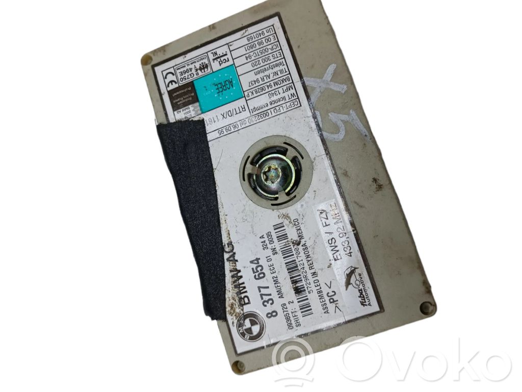 Antenna control unit   8377654