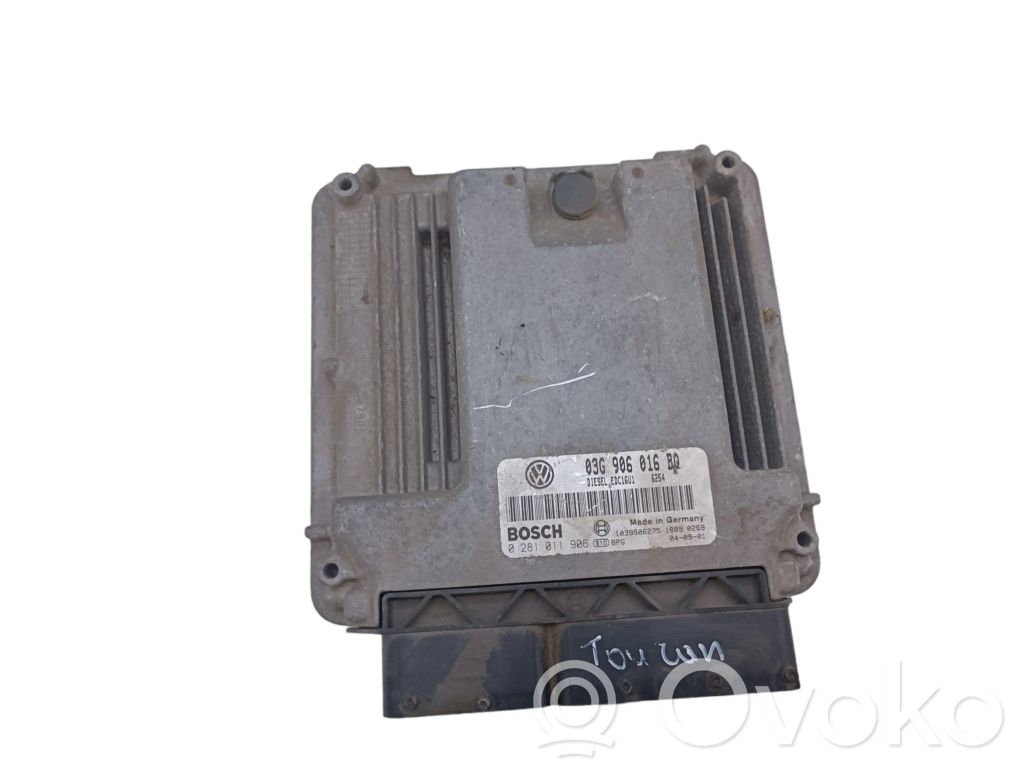 Volkswagen Touran I Engine control unit/module 