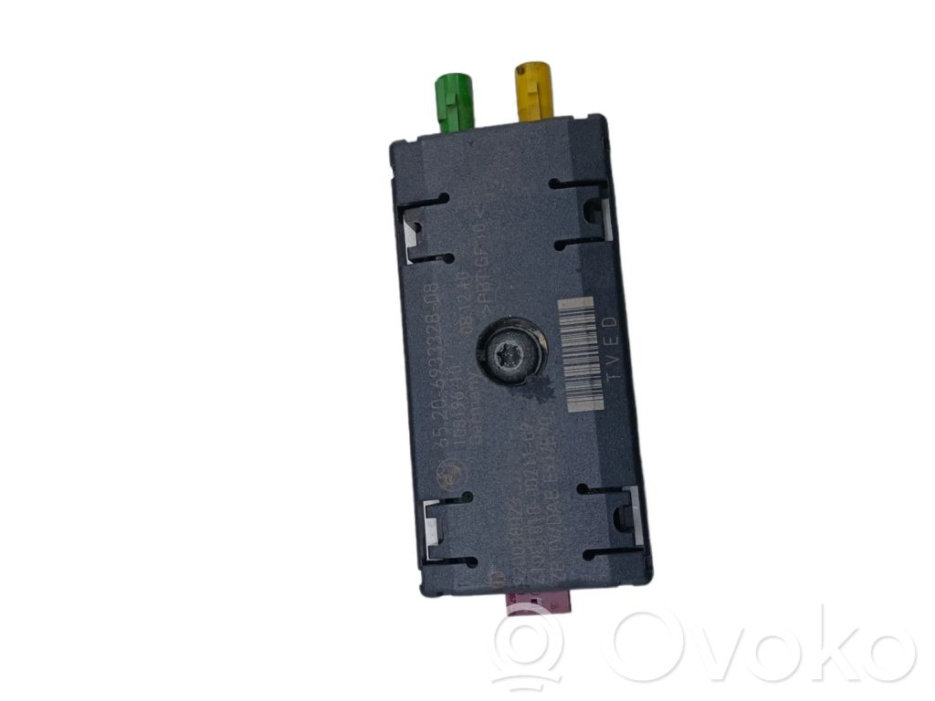 BMW X5 E70 Aerial antenna amplifier 