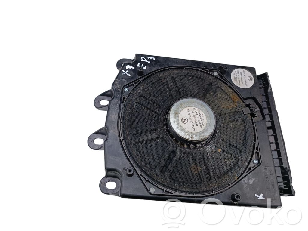 BMW X3 E83 Subwoofer speaker 