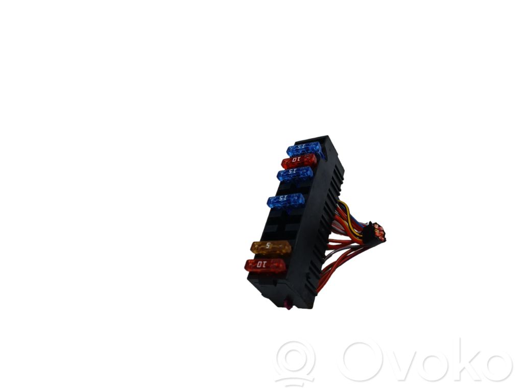 Audi A6 S6 C6 4F Fuse module 