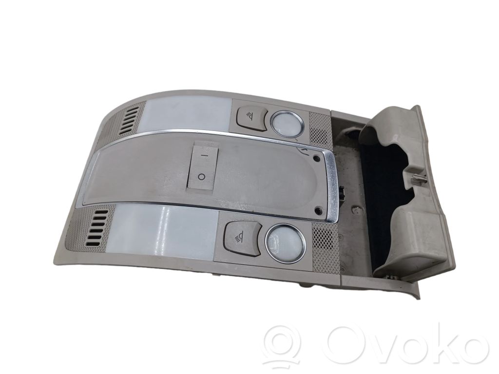 Audi A6 S6 C6 4F Éclairage lumière plafonnier avant 