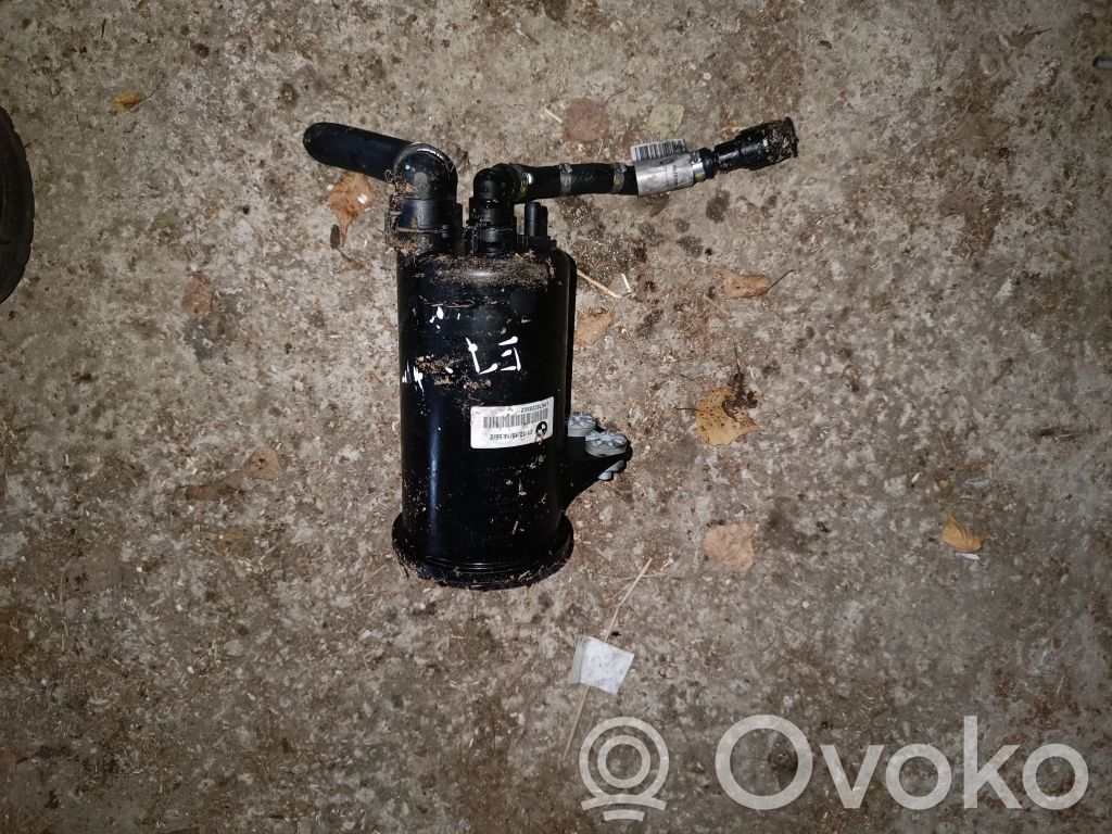 BMW X5 E70 Ohjaustehostimen nestesäiliö 