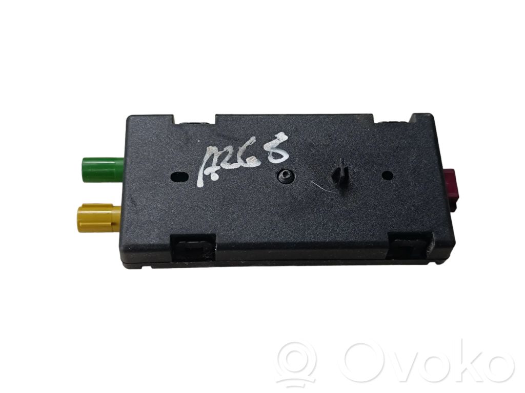 BMW X5 E70 Aerial antenna amplifier 