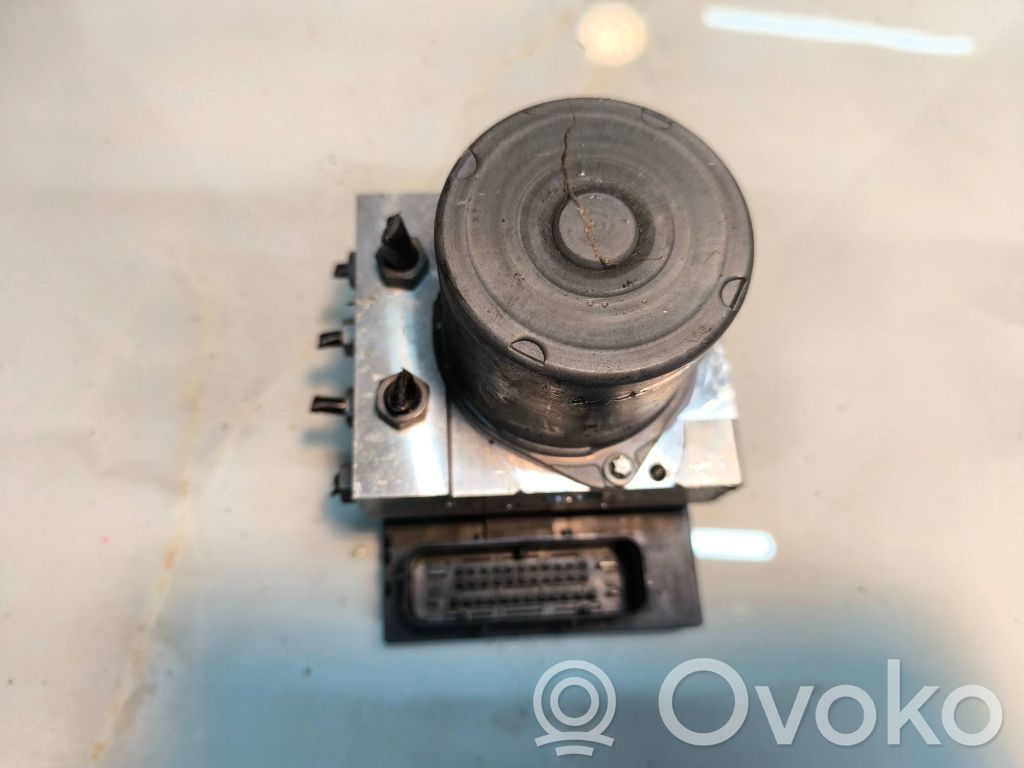 BMW X3 E83 ABS Pump 