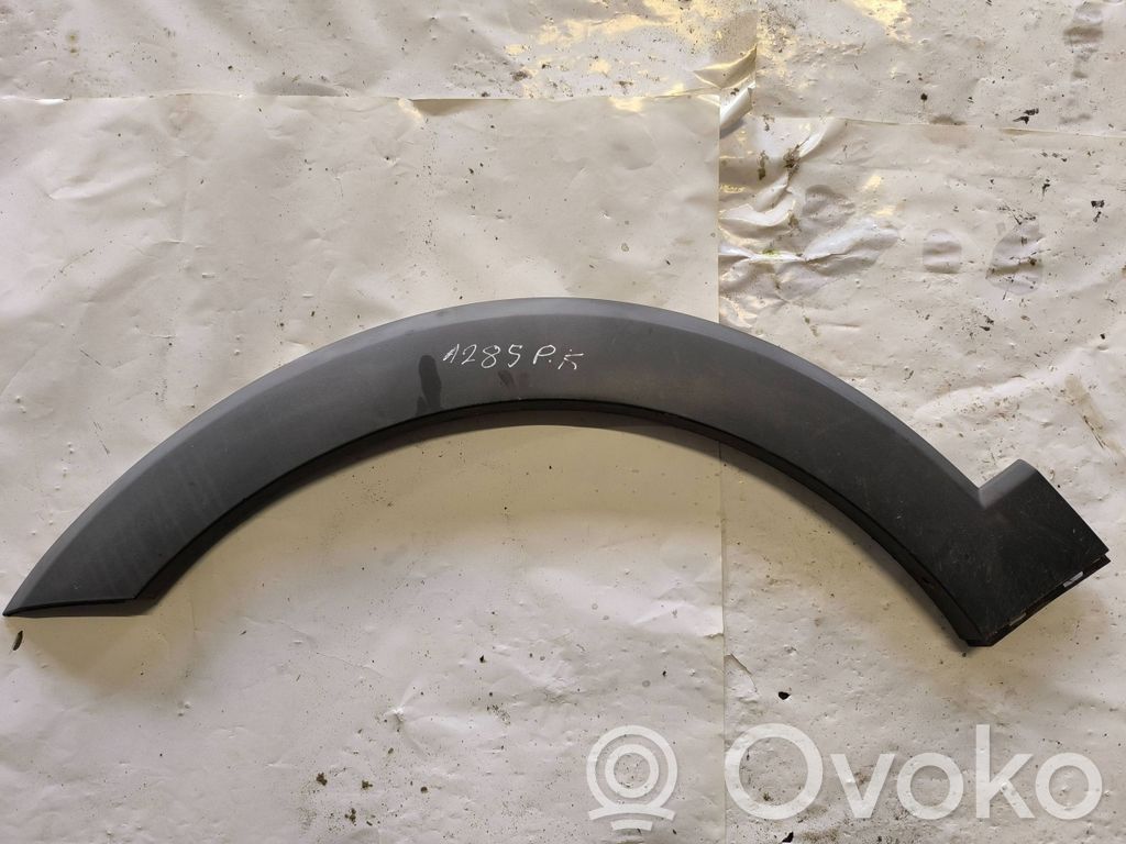 Chevrolet Captiva Front arch trim 