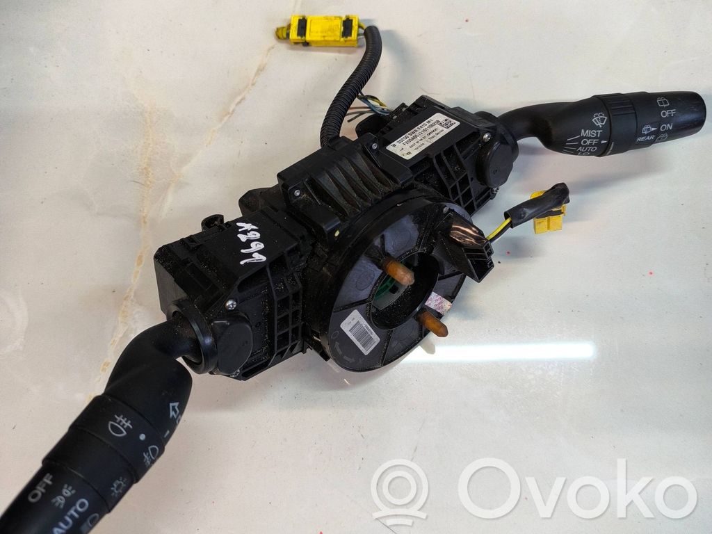 Honda CR-V Wiper turn signal indicator stalk/switch 