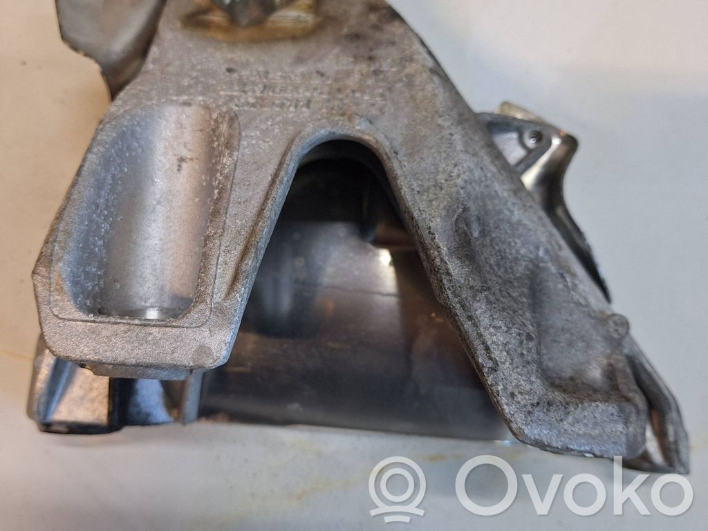 BMW X5 F15 Engine mounting bracket 
