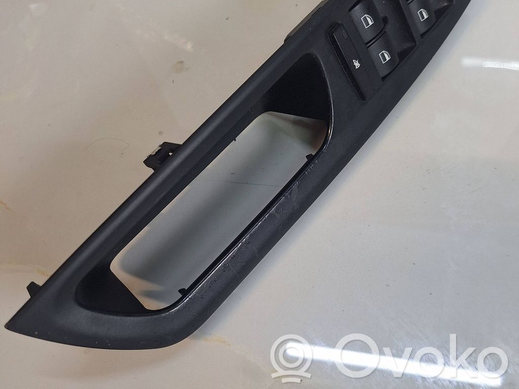 Electric window control switch   7137137