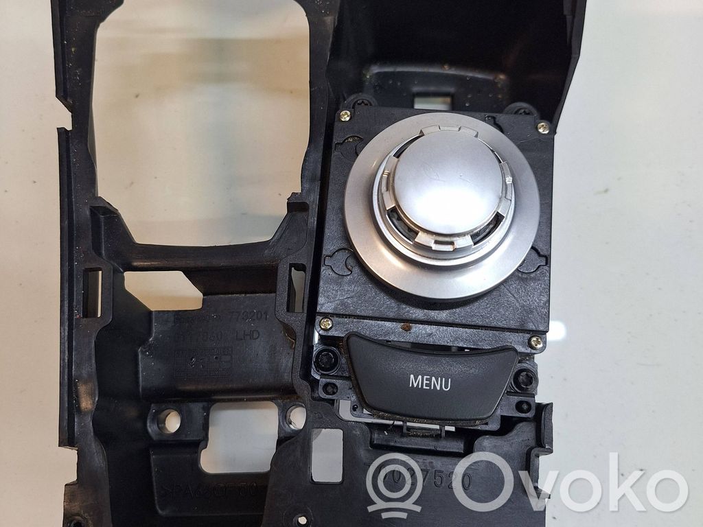 BMW X5 E70 Gear shifter surround trim plastic 