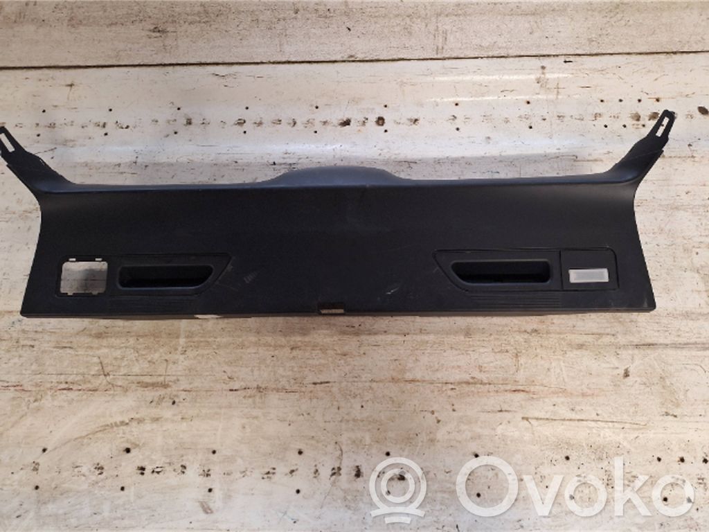 BMW X5 E70 Tailgate trim 