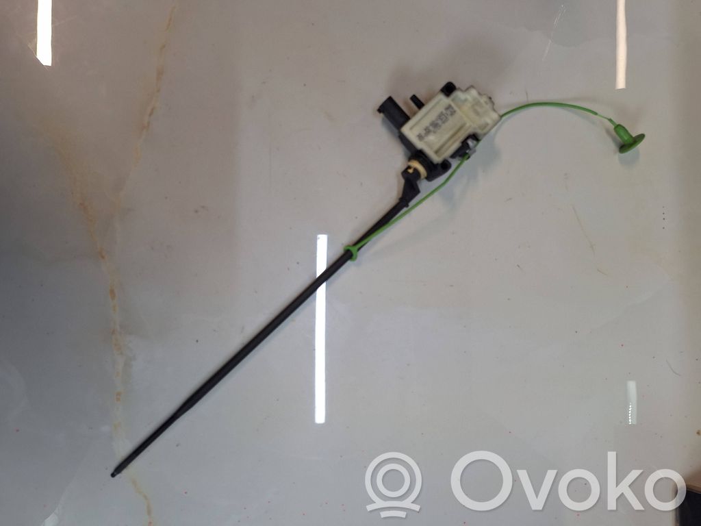 BMW X5 E70 Motor blocare bușon rezervor combustibil 