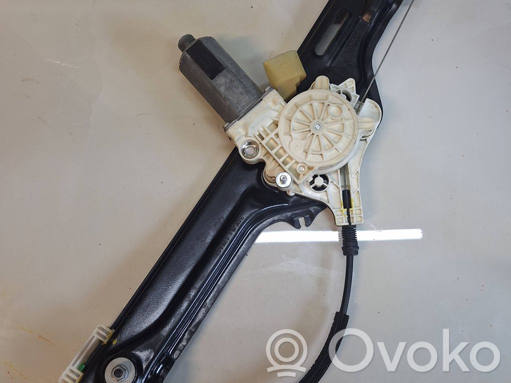 Elektryczny podnośnik szyby drzwi tylnych   6967261,974621103