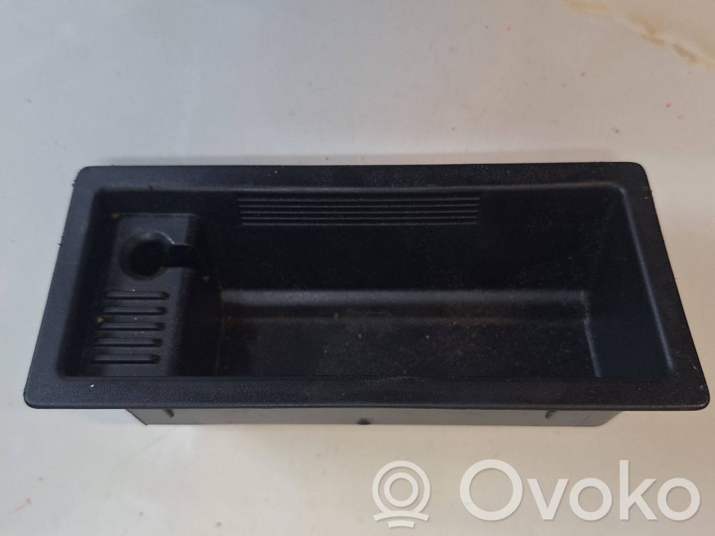 BMW X6 E71 Ashtray (front) 