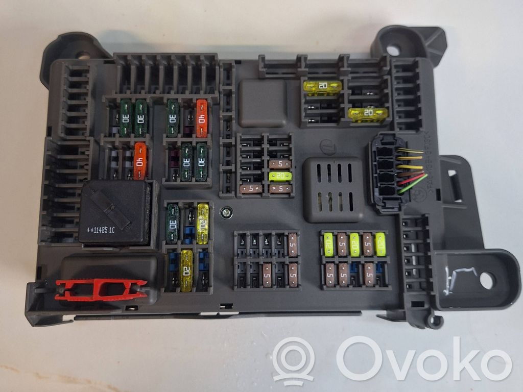 BMW X6 E71 Fuse box set 