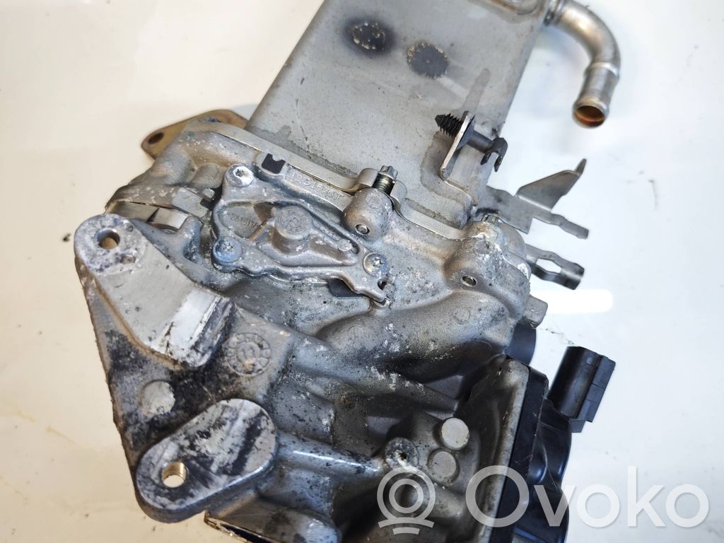 Audi A4 S4 B8 8K Chłodnica spalin EGR 