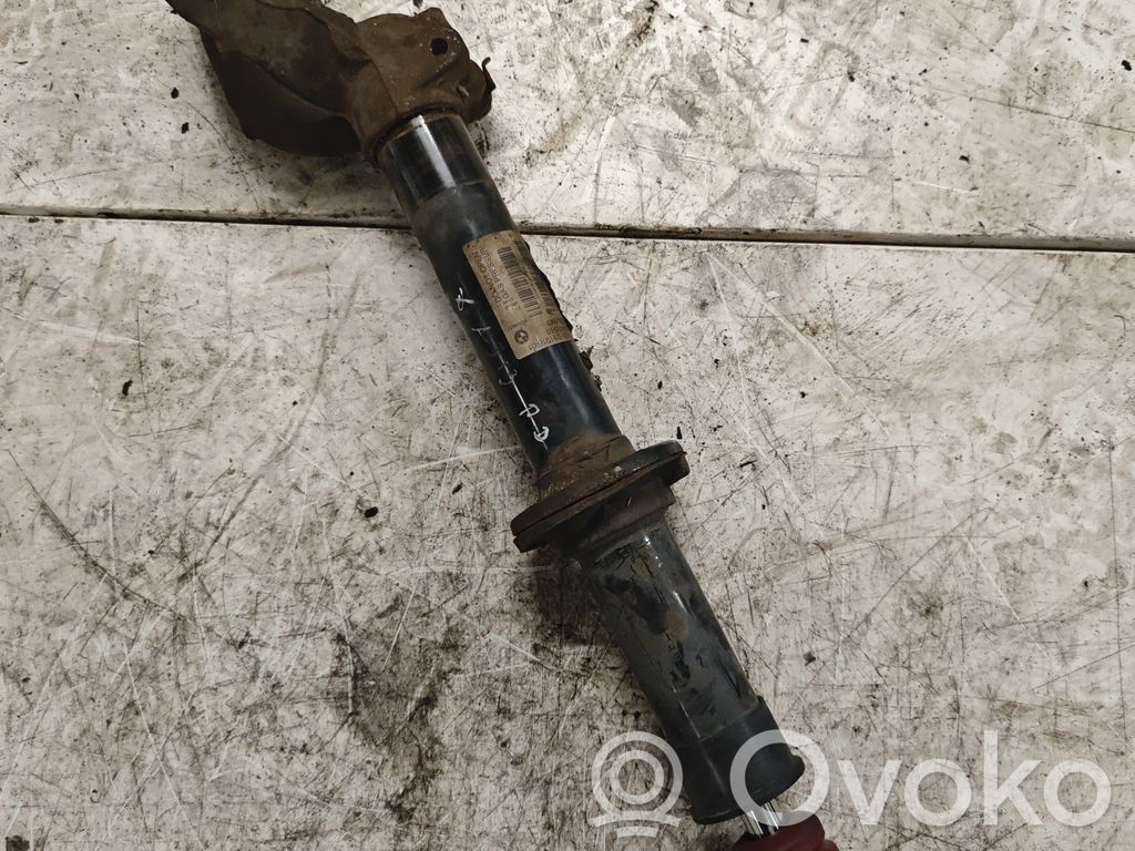 BMW X5 E70 Priekšpusē amortizators 