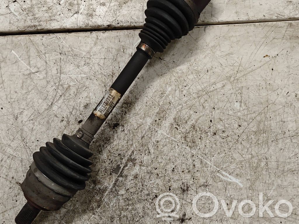 Volvo V40 Front driveshaft 
