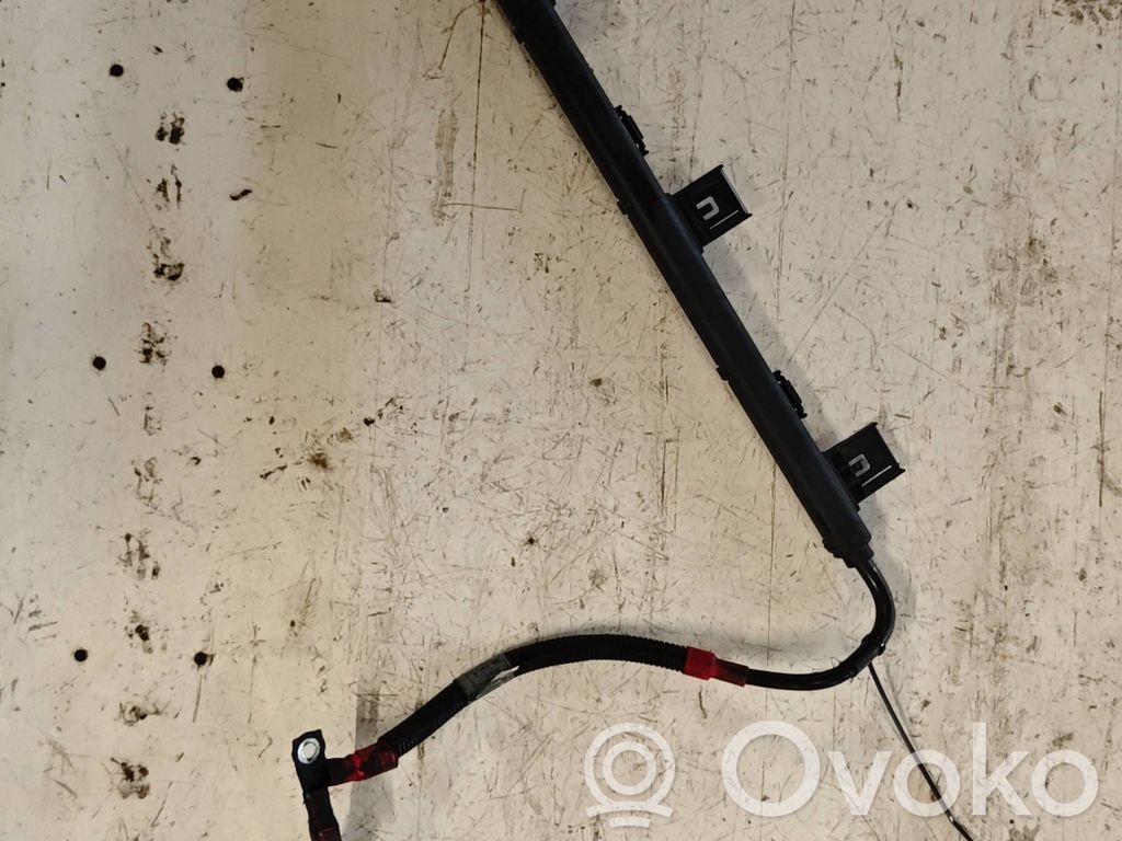 Positive cable (battery)   7794910,7794911,4532,MD99S
