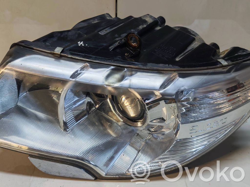 Skoda Superb B6 (3T) Lampa przednia 
