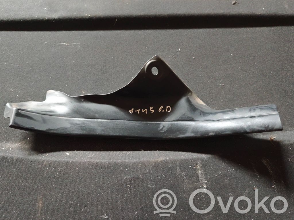 BMW 3 E46 Galinio slenksčio apdaila (vidinė) 