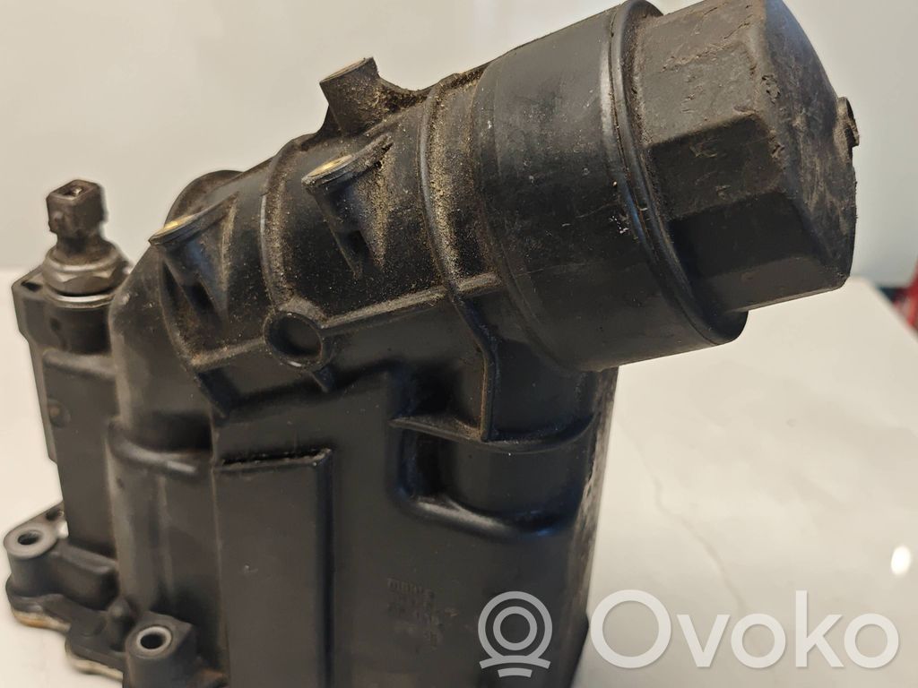 BMW 1 E81 E87 Oil filter mounting bracket 