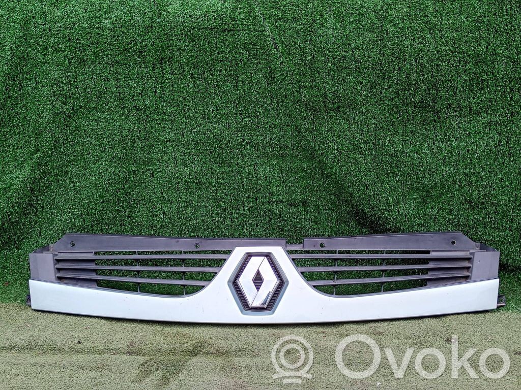 Front grill   8200426365