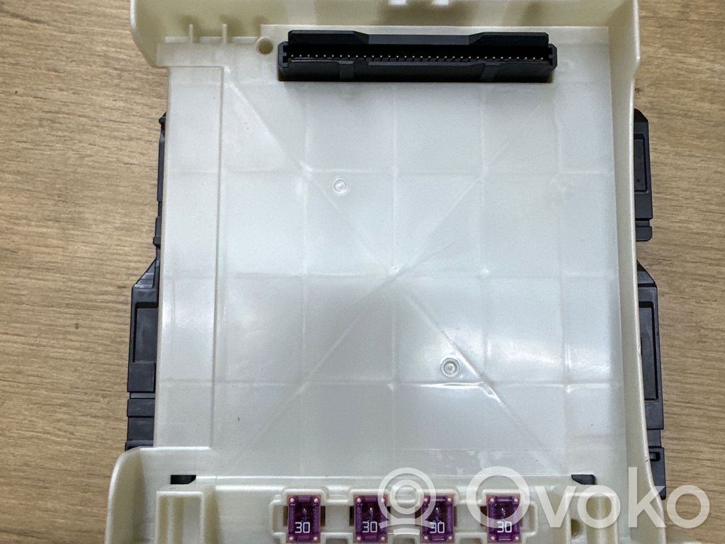 Toyota RAV 4 (XA50) Modul confort 