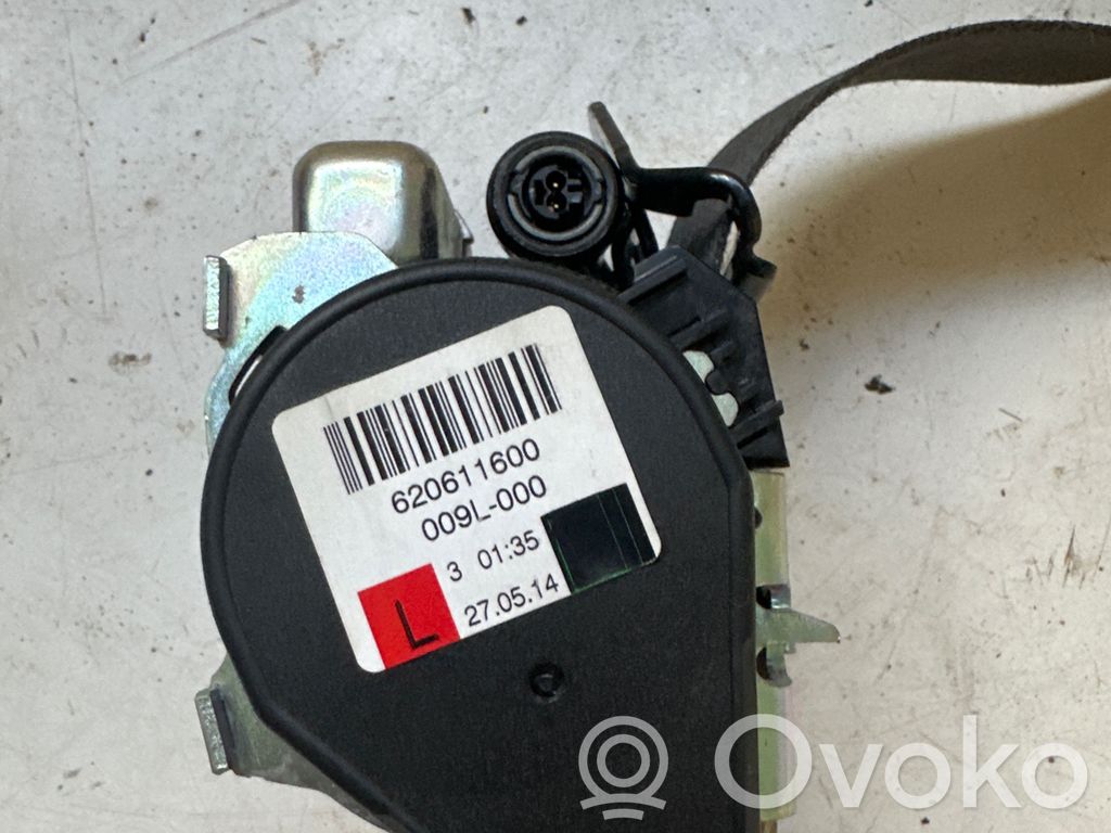 Opel Zafira C Pas bezpieczeństwa fotela przedniego 