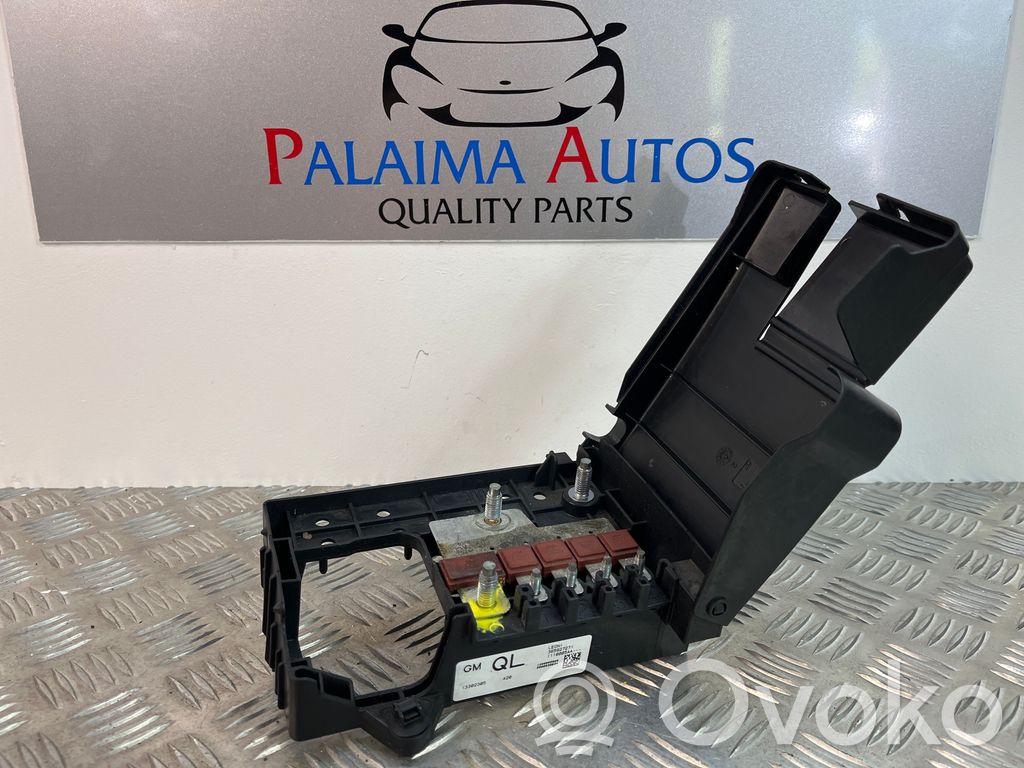 Opel Astra H Positive wiring loom 