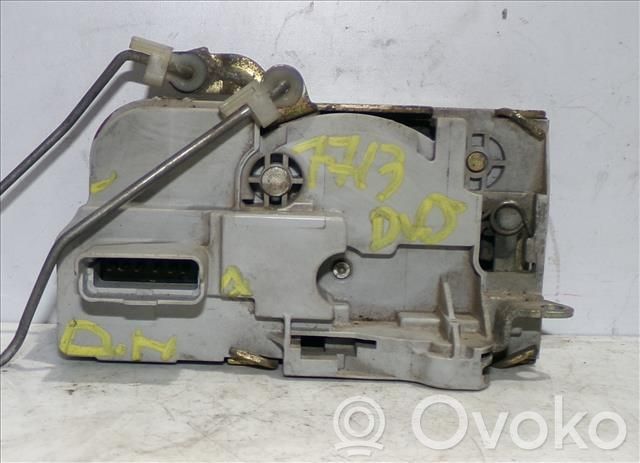 Citroen C5 Front door lock 
