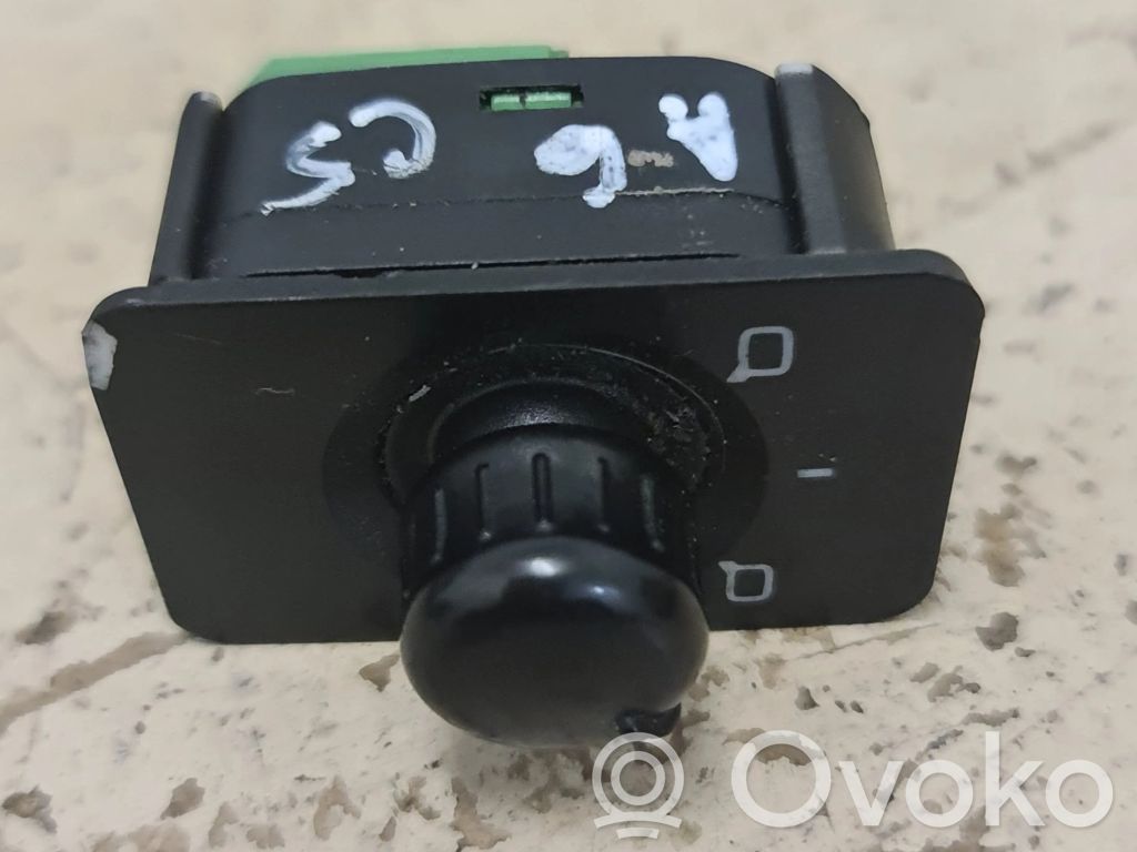 Audi A6 S6 C5 4B Wing mirror switch 