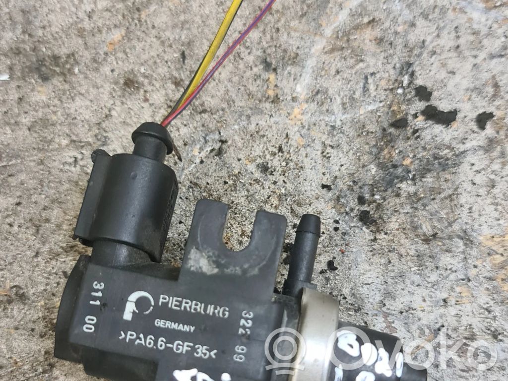 Volkswagen Bora Zawór podciśnienia / Elektrozawór turbiny 