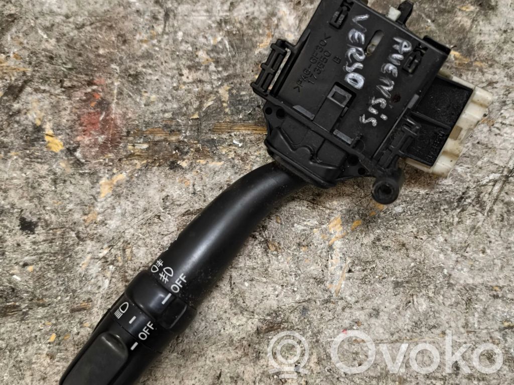 Toyota Avensis Verso Indicator stalk 